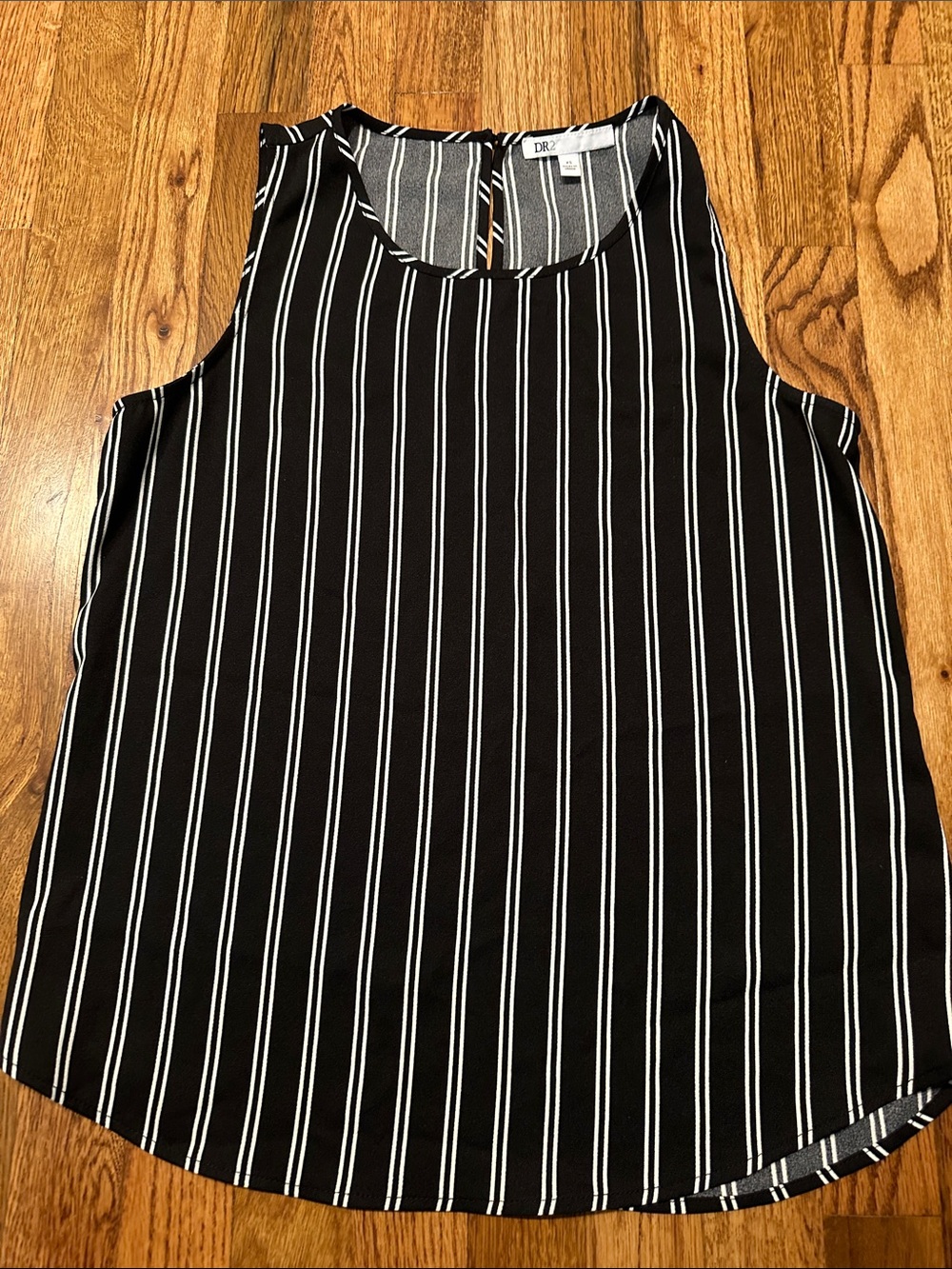 DR2 Black Vertical Stripe Sleeveless Camisole